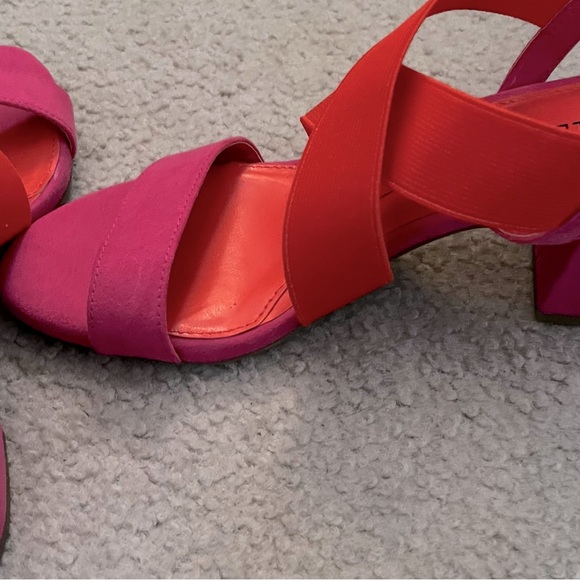 👣Anne Klein iflex Vibrant Pink & Orange Dress Sandal. NWT. - Picture 3 of 4